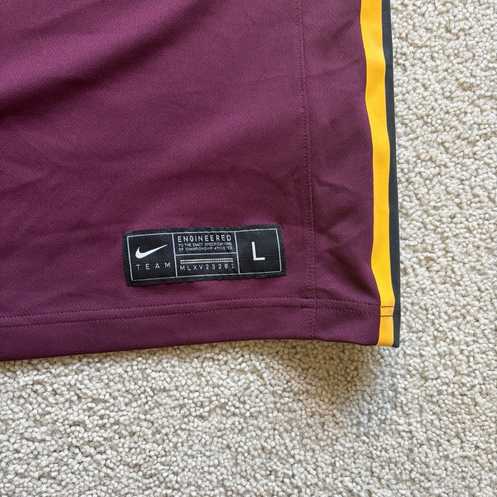 Nike Minnesota Men's Replica Basketball Jersey #1 Size Large Maroon Gophers - Picture 2 of 9